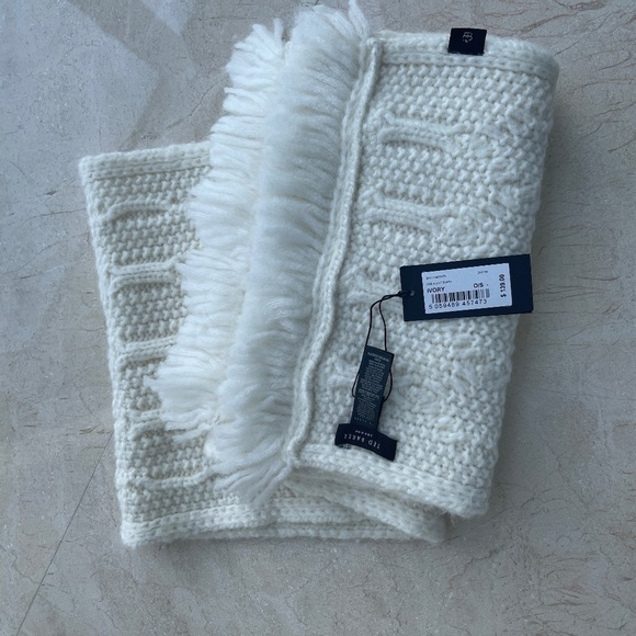 TED BAKER SCARF NEW WITH TAGS - Picture 2 of 4